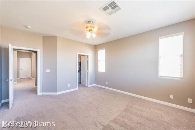 Building Photo - 4 br, 2.5 bath House - 8818 PALM CREEK COURT
