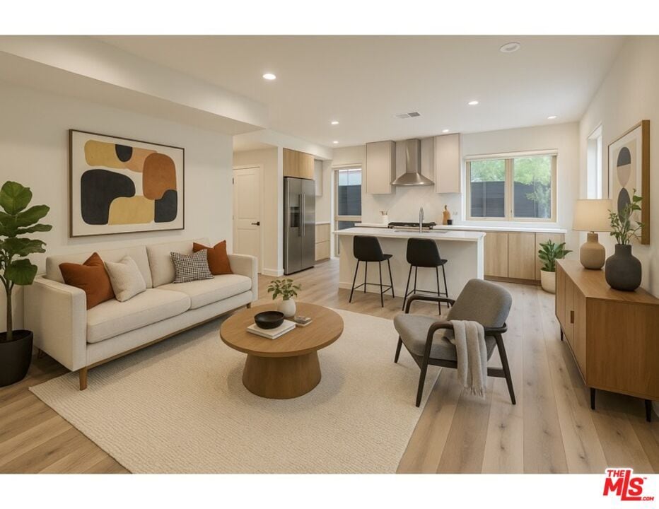 Primary Photo - 4041 Sawtelle Blvd