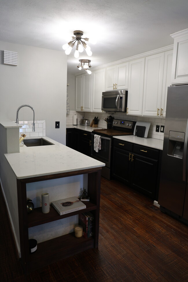 Building Photo - 4102 Bowser Ave