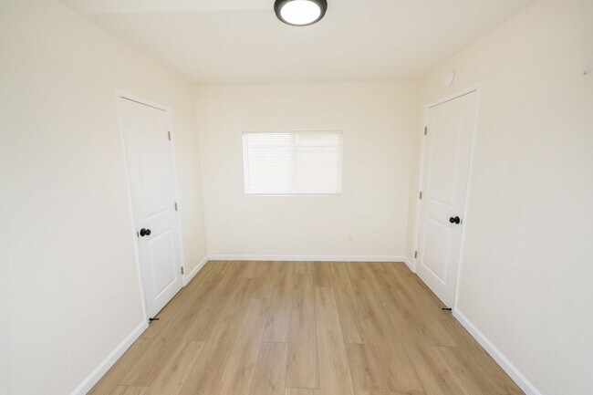 Building Photo - Detached One Bedroom - One Bath ADU (avail...