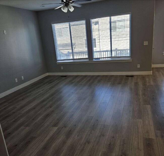 Foto del edificio - 1622 N 3950 W
