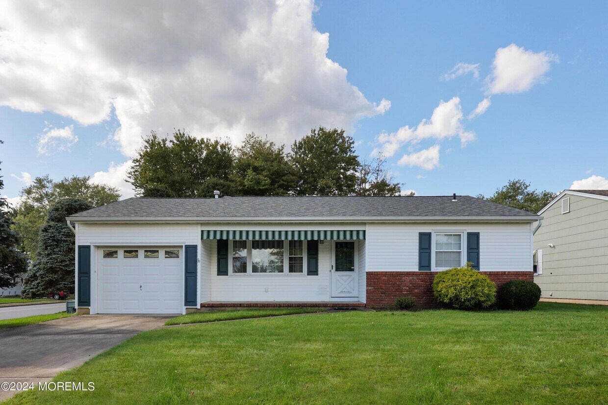 20 Ely Ct, Toms River, NJ 08757 House Rental in Toms River, NJ