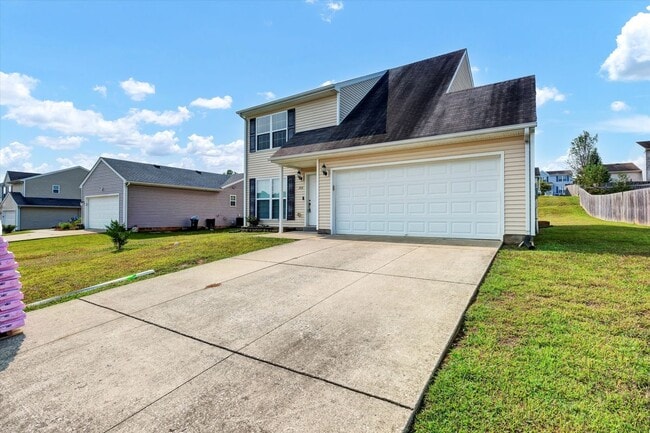 Building Photo - 204 Greenleaf Dr