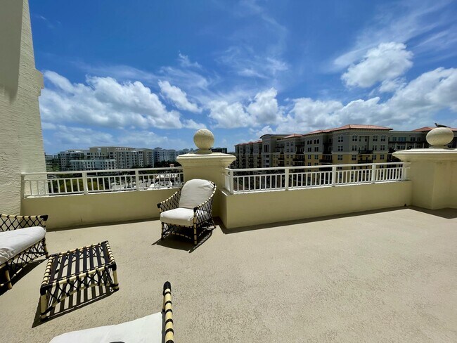 Building Photo - 99 SE Mizner Blvd