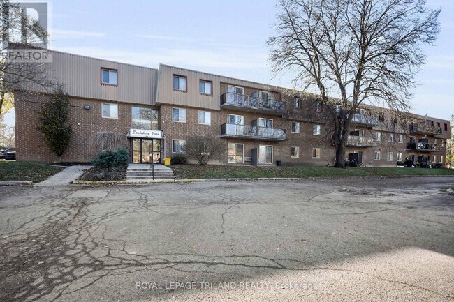 Building Photo - 294 Saulsbury