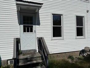 Building Photo - 9 Gowen St