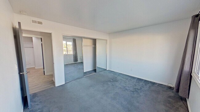 Foto del edificio - 16917 10th St