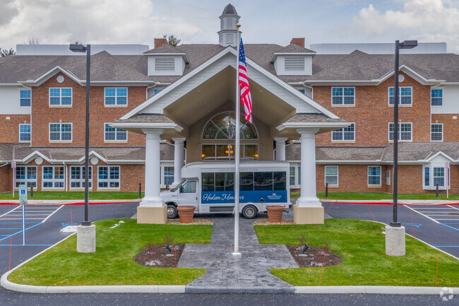 Foto del edificio - Hudson Meadows, A 55+ Retirement Community