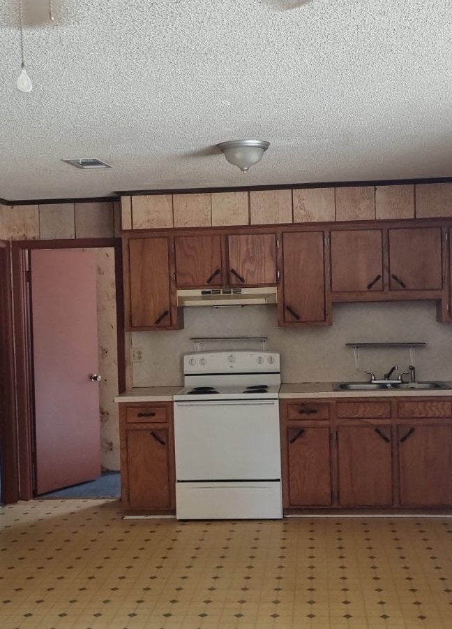 Building Photo - 347 Watson Rd