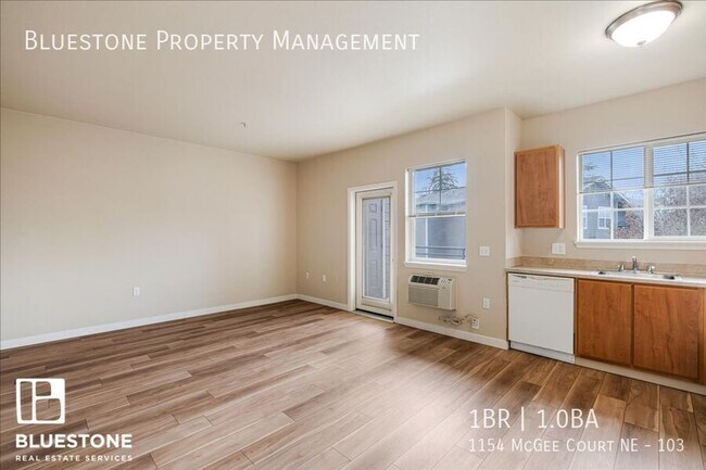 Foto del edificio - 1154 Mcgee Ct NE