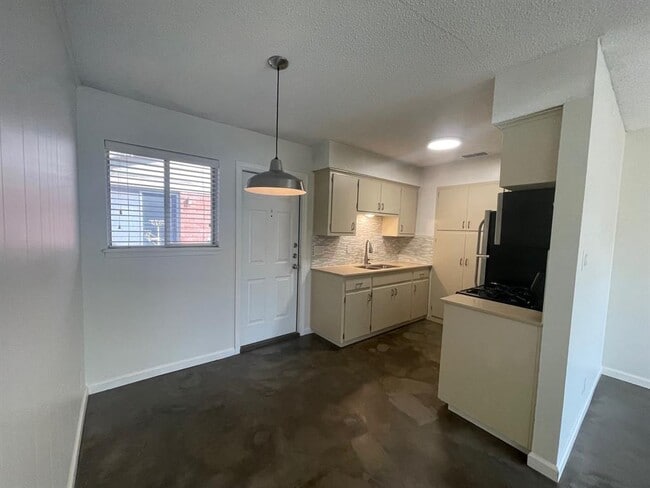 Foto del edificio - 8005 Pinedale Cove