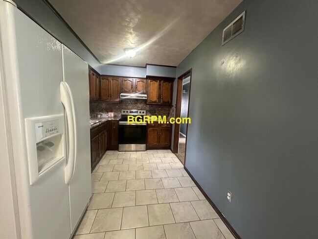 Foto del edificio - 3 BD, 1 1/2 BA, in Jacksonville,