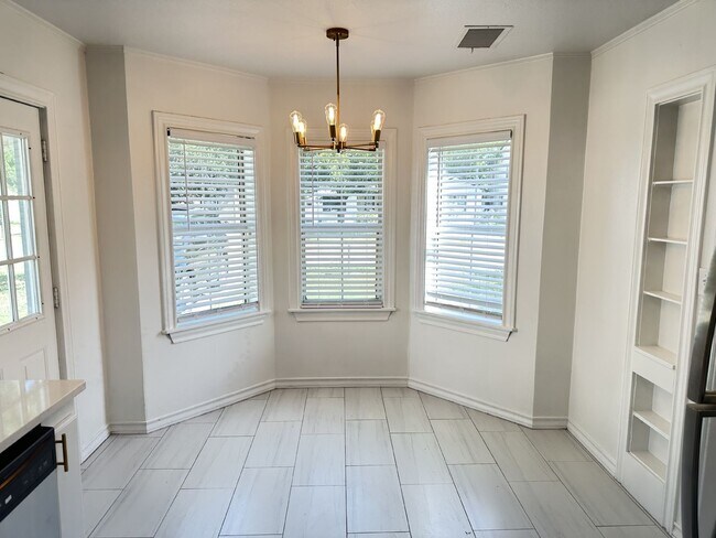 Foto del edificio - Pre Leasing for fall 2026! 3/2 in Heart of Lubbock!