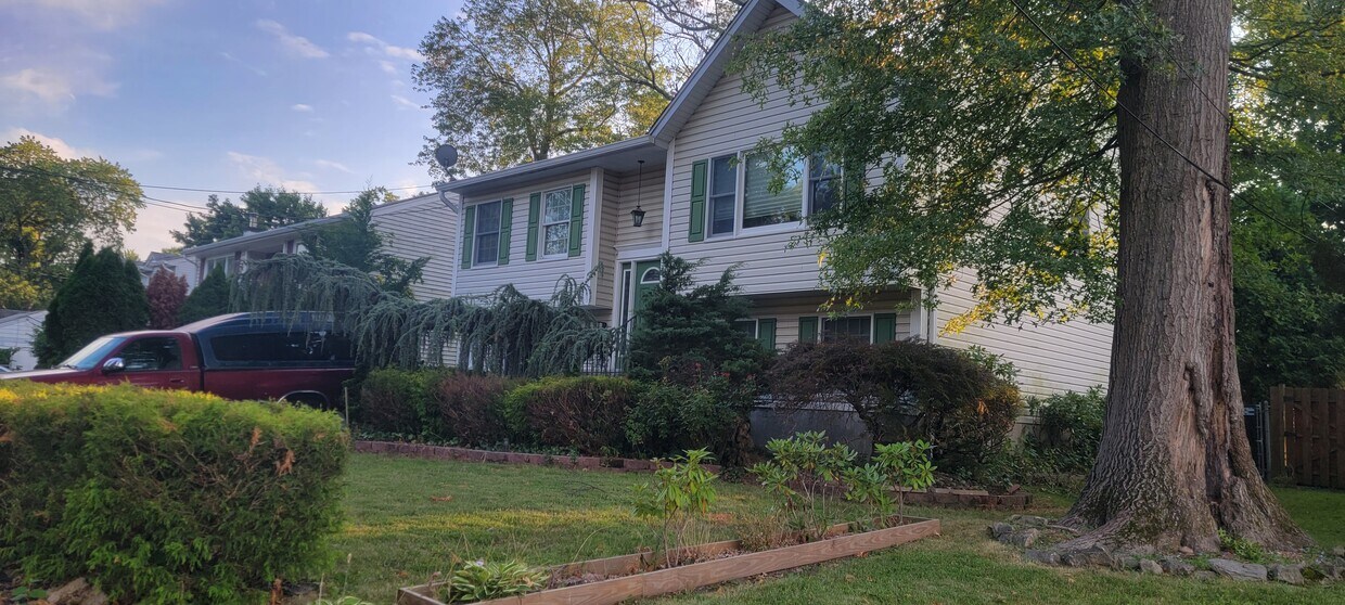 31 Roosevelt Ave, ParsippanyTroy Hills, NJ 07034 House Rental in