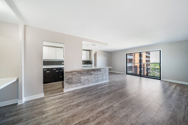 Foto del edificio - 21 Kristin Spacious 3/2bth available for m...