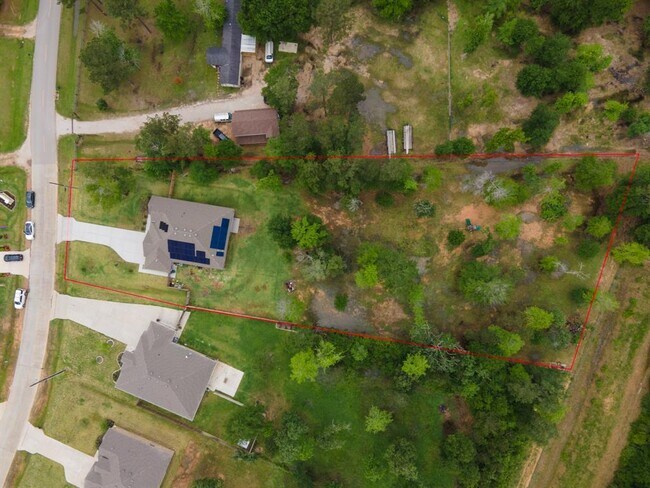 Foto del edificio - 6446 Rolling Hills Rd