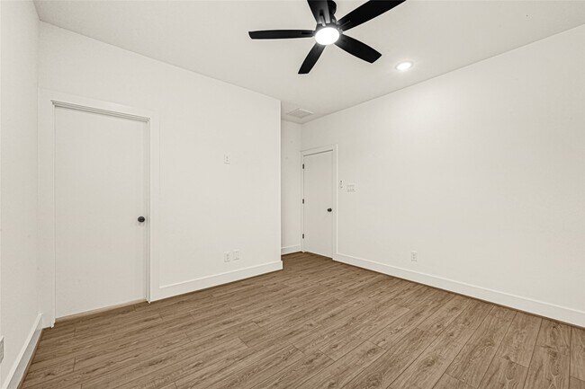Building Photo - 407 Calloway St