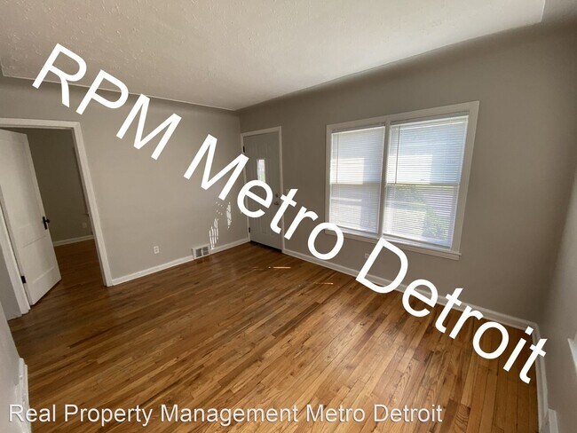 Building Photo - 3 br, 1 bath House - 21367 Mac Arthur