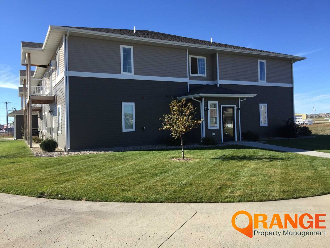 Foto principal - 134 30th St E