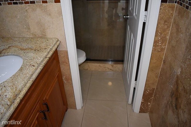 Foto del edificio - 800 SW 129th Pl