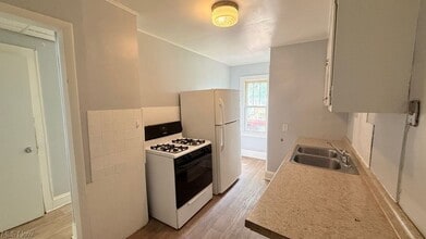 Building Photo - 1083 Stroman Ave