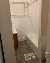 Building Photo - 1441 W Macon St