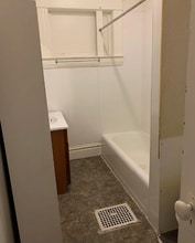 Building Photo - 1441 W Macon St