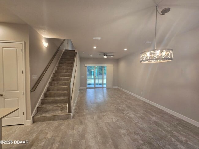 Building Photo - 54 Longridge Ln