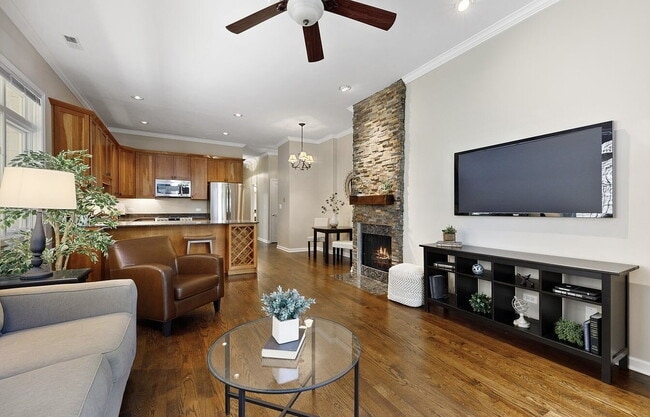 Building Photo - "Spacious 3-Bedroom Condo with Finished Ba...