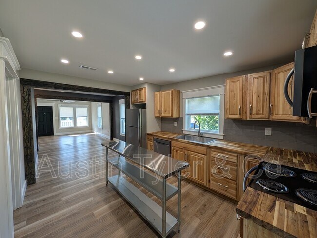 Foto del edificio - 2992 Smith St