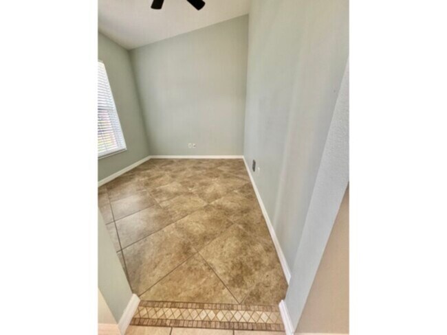 Foto del edificio - Move-In Ready! 4 Bedroom 2.5 Bath- Cape Coral Home!