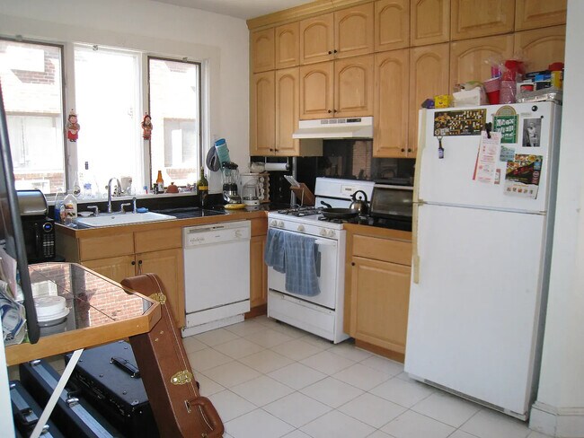Foto del edificio - 27 Linden Ave