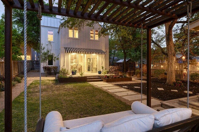 Foto del edificio - 3108 Dancy St
