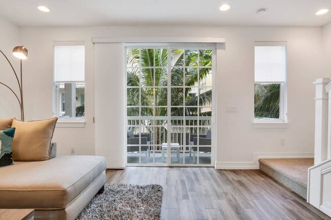 Building Photo - 101 E Coda Circle C Delray Beach Fl 33444