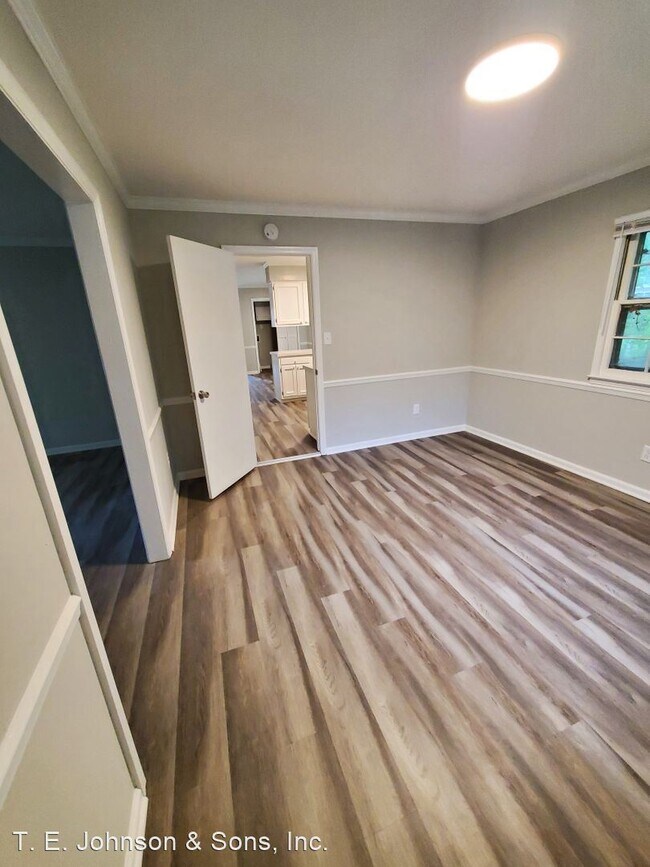 Foto del edificio - 4 br, 3 bath House - 5104 Ellenwood Dr