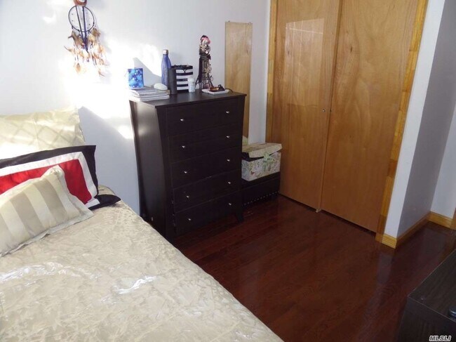 Foto del edificio - 47-25 39th Pl