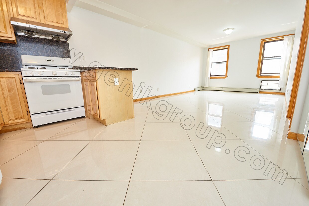 Foto principal - 328 Broome St