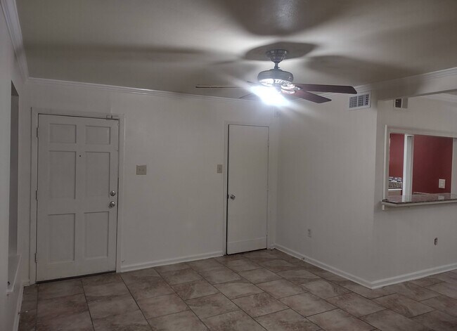 Building Photo - 10878 E Fuller Pl