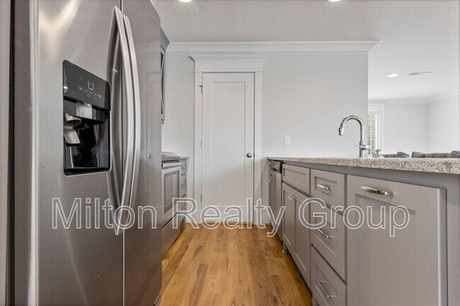 Foto del edificio - 3185 US 421 N