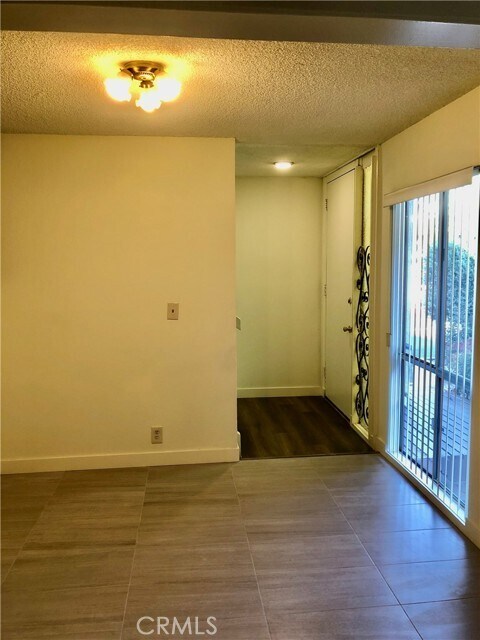 Building Photo - 141 Casuda Canyon Dr