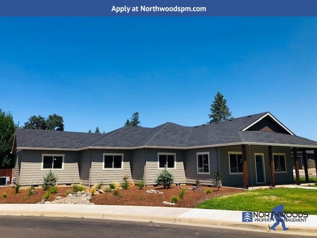 Building Photo - Newer Home Built 2020~ Walking distance to...