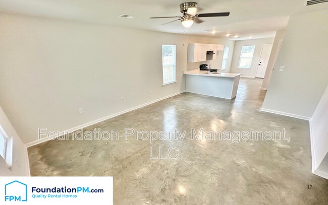 Foto del edificio - 2506 E Tyler Ave