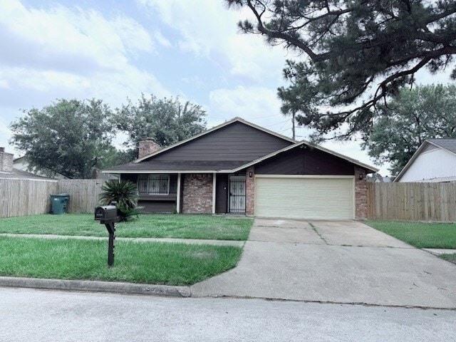 Primary Photo - 5711 Longforest Dr