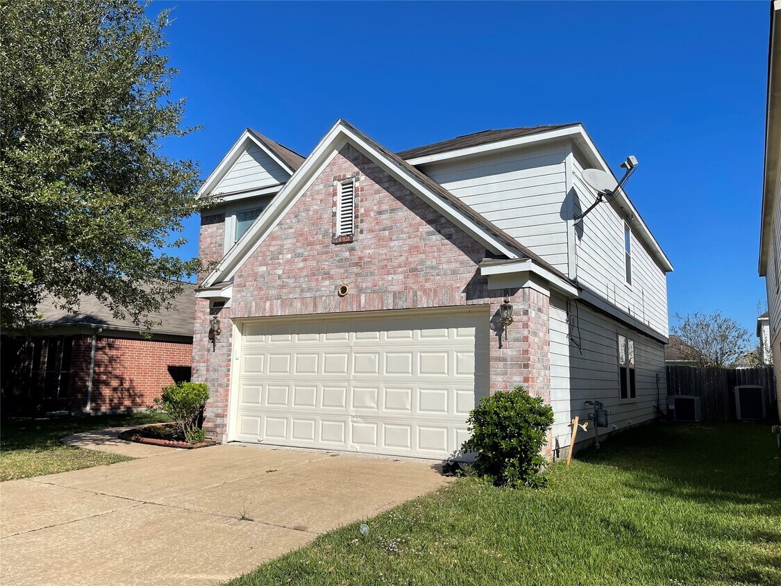 Foto principal - 3234 Clipper Winds Way