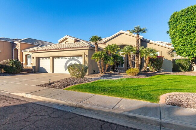 Foto del edificio - 2738 E Silverwood Dr