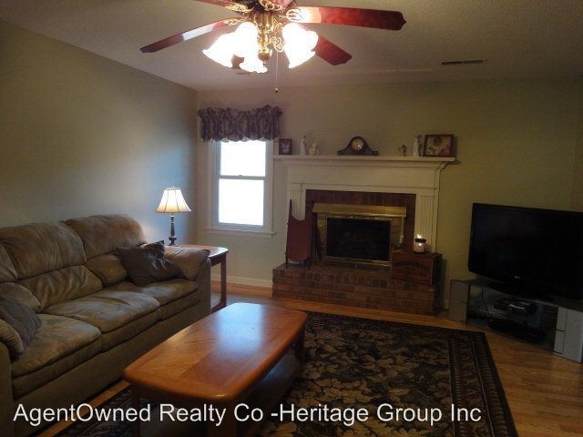 Building Photo - 3 br, 2 bath House - 2675 Watermark Drive