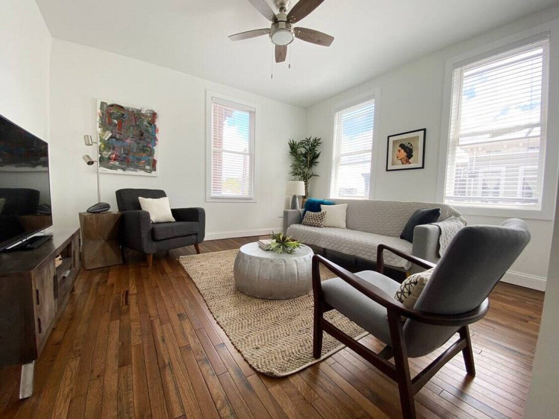 Foto principal - 1137 Fuller St