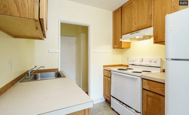 Building Photo - TFSC-B2214