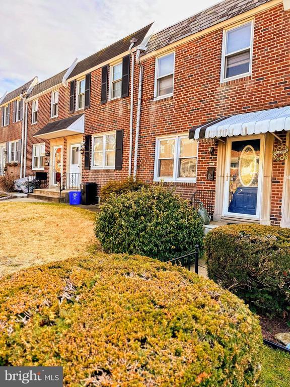 Foto principal - 158 Osborn St