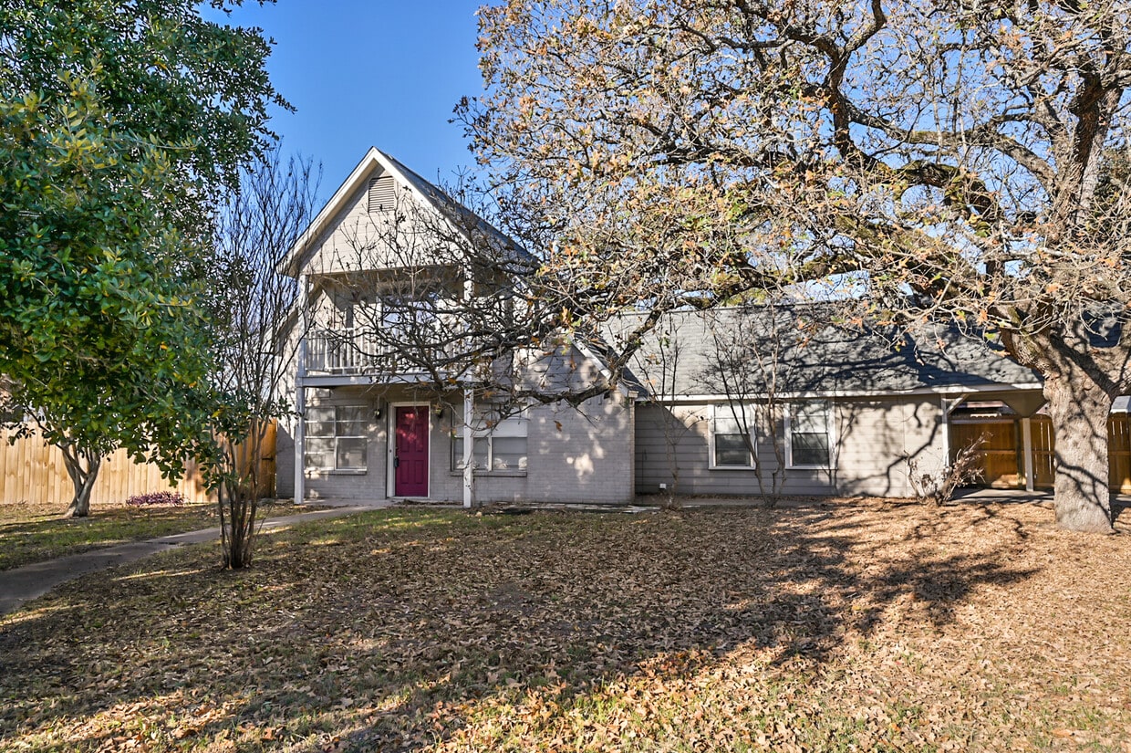 Photo - 3214 Heatherwood Dr (Bryan, TX)